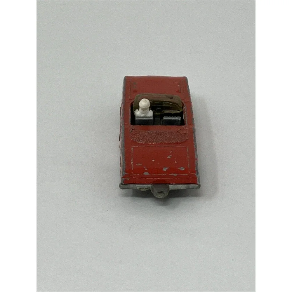 Lone Star Tuf Tots Red Dodge Dart with Driver 1 : 85 Scale England
